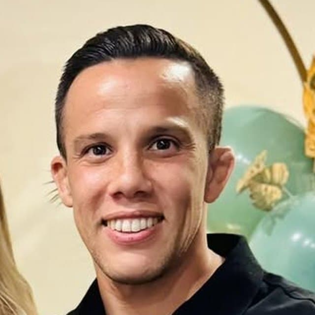 Alex Corrales